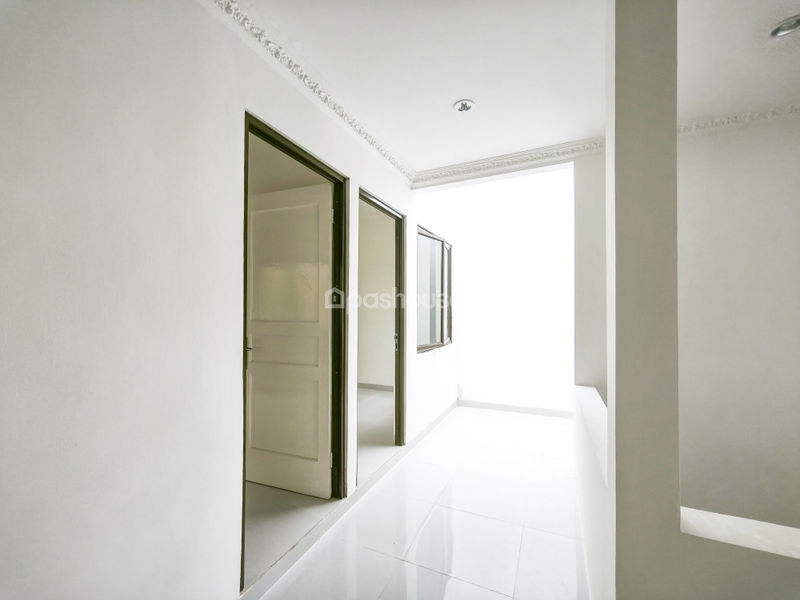 Kota Wisata Cluster Amsterdam No.30 Blok I No.5
