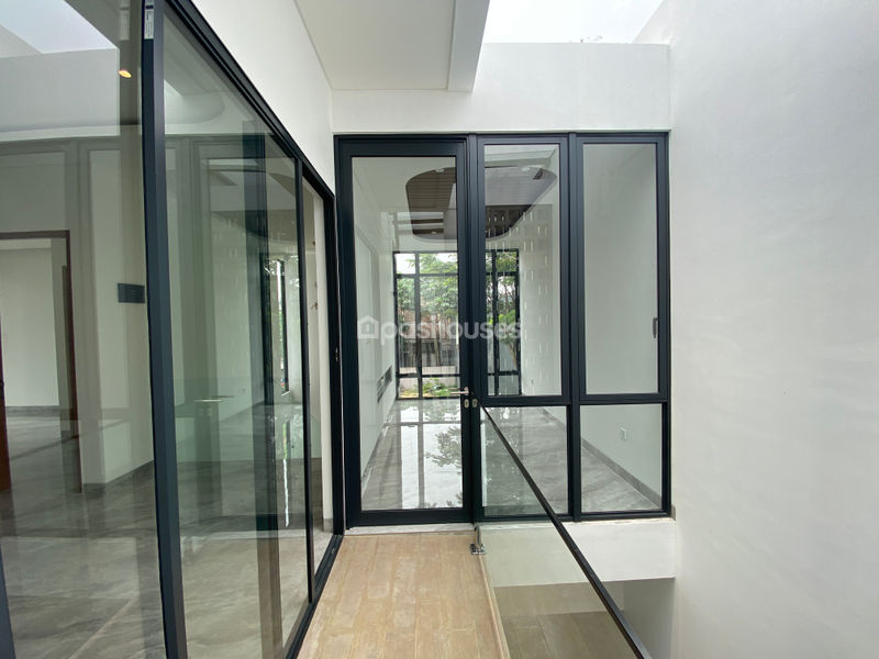 The Icon BSD Cluster Cosmo