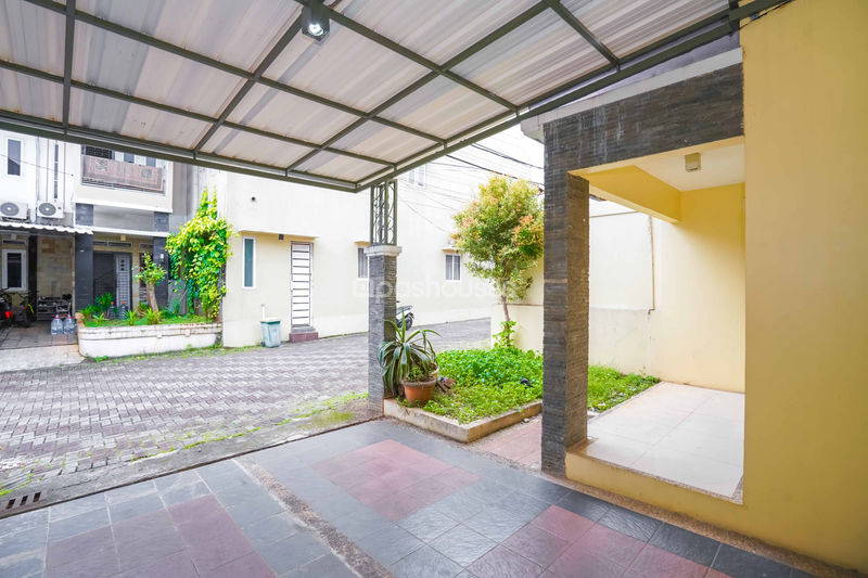 Jalan Gandaria Asri No 99