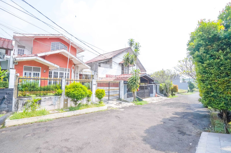 Jalan Alam Pesanggrahan 6