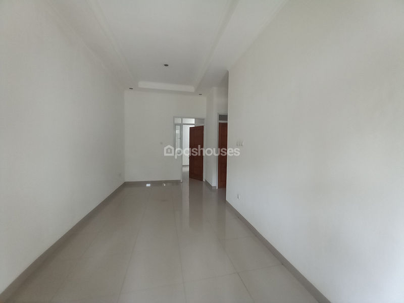 Jalan D Arum Town House