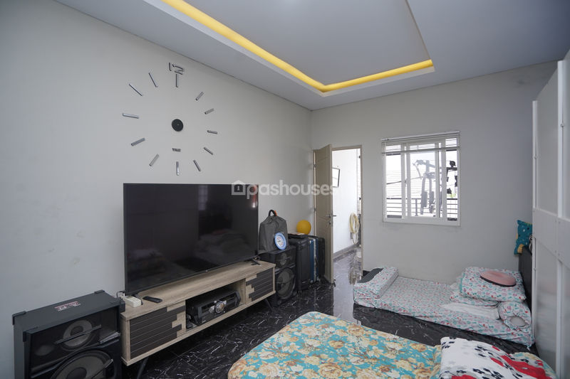 Perumahan Mediterania Regency Cikunir