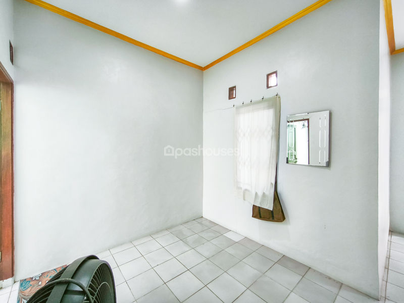 Perumahan Acropolis Karadenan Blok MY No.21