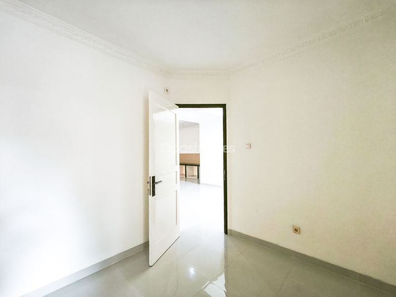 Kota Wisata Cluster Amsterdam No.30 Blok I No.5