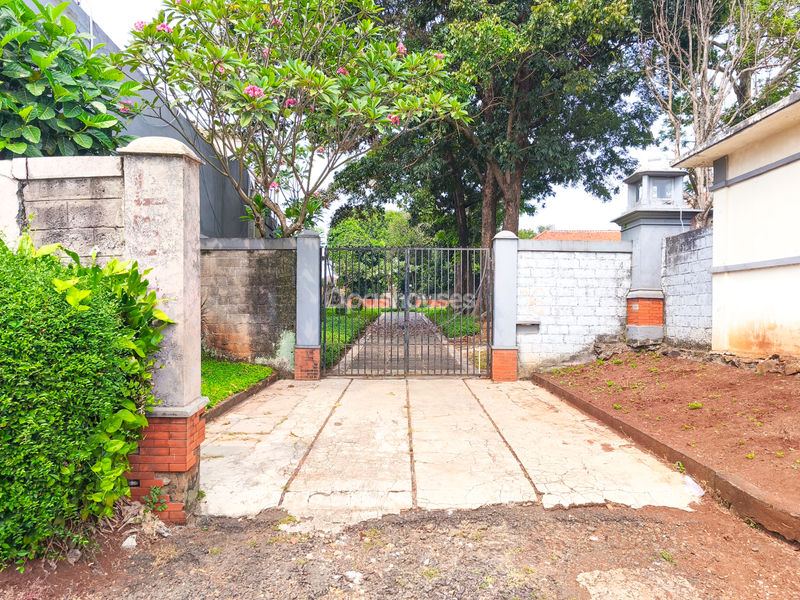 Jalan Taman Mercurius No.6 Ciputat Timur