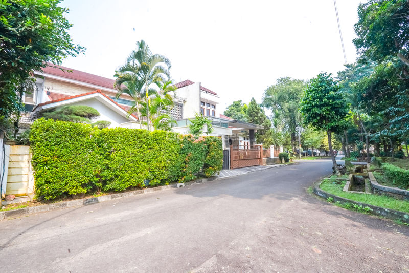 Komplek Tanjung Barat Indah Blok U No.8