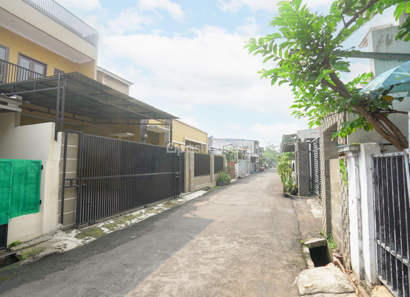 Perumahan Dukuh Zamrud Blok I-21 No.61