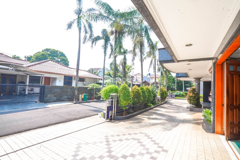 Jalan Teratai VIII Blok T No.7-8 Jagakarsa