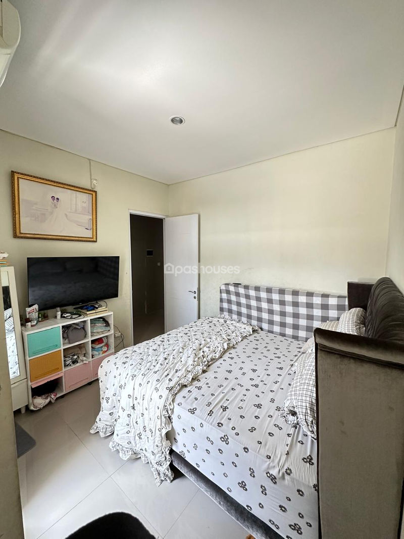 Springville Residence