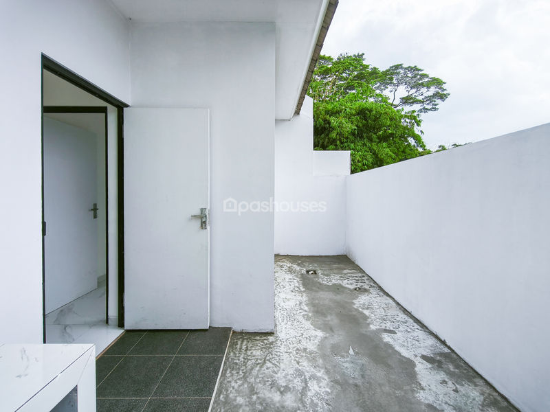 Perumahan Cibubur City Cluster Hortensia Blok E12B No.6