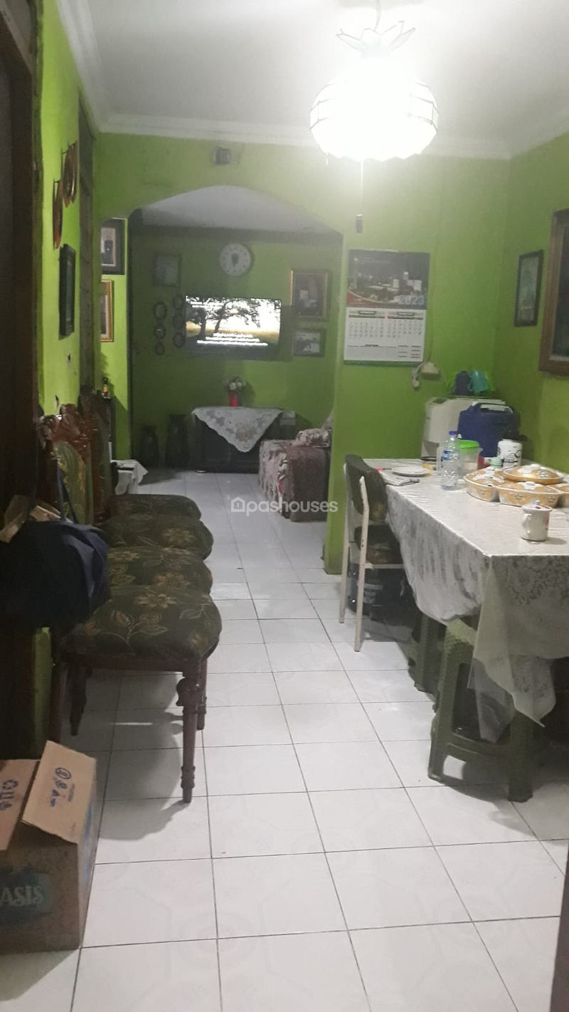Jalan Salak Raya