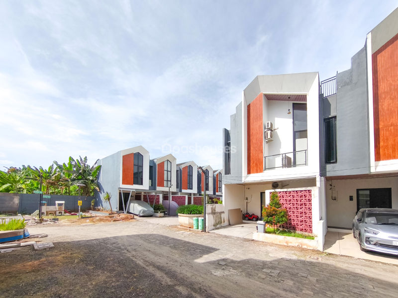 Perumahan Britania Hills @Pamulang No.A19