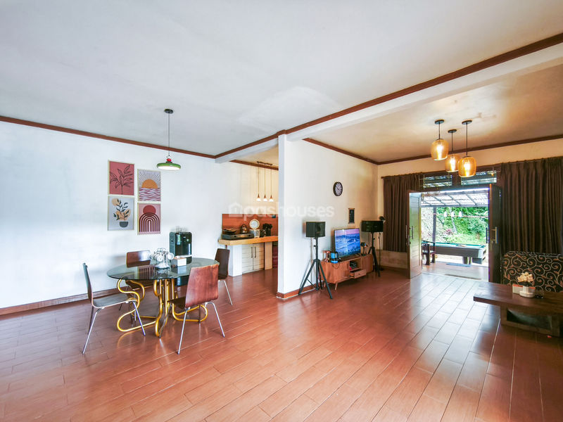 Kampung Ciliwung Riverside