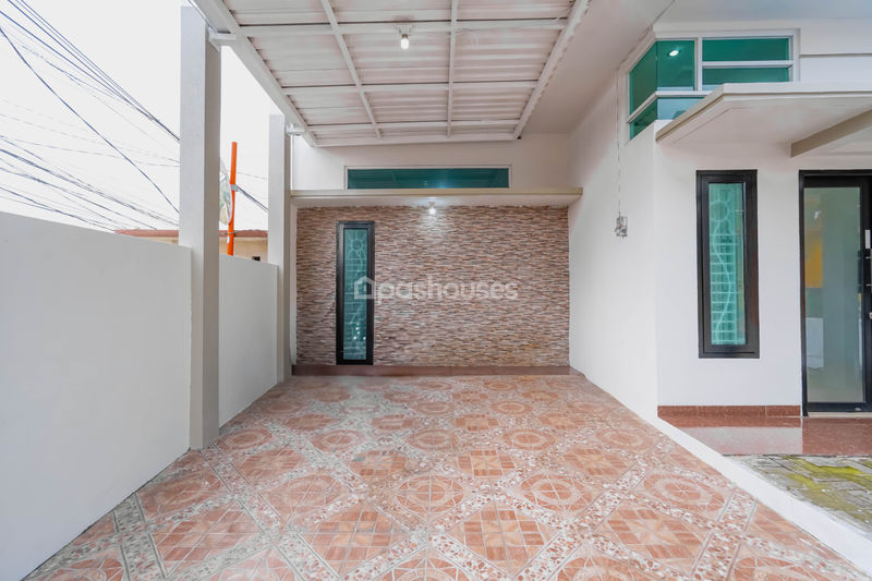 Town House Griya Widya