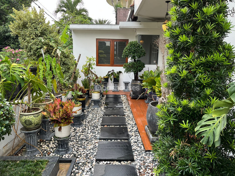 Perumahan Bumi Karang Indah, Jl Karang Asri III