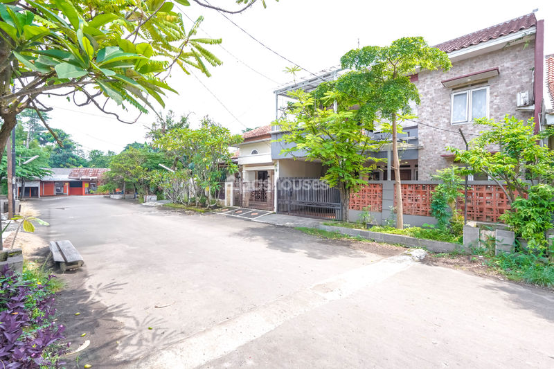 Jalan Witana Harja