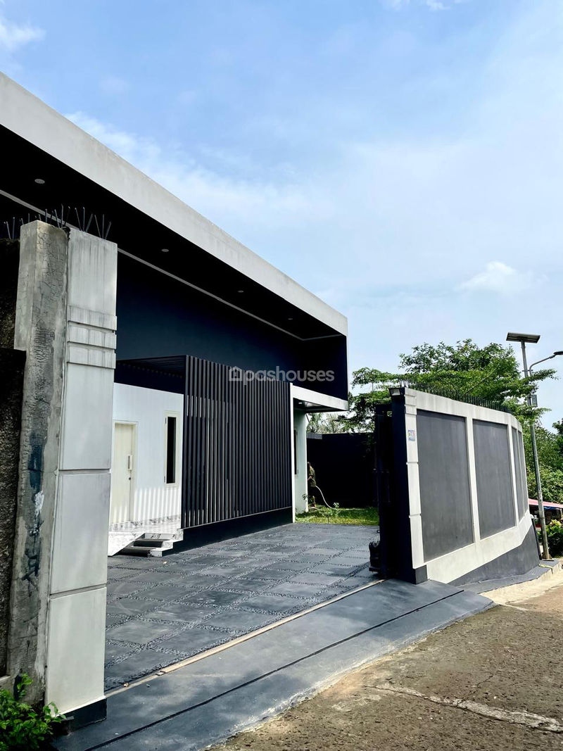 Jalan SMK Nusa Bangsa Bogor