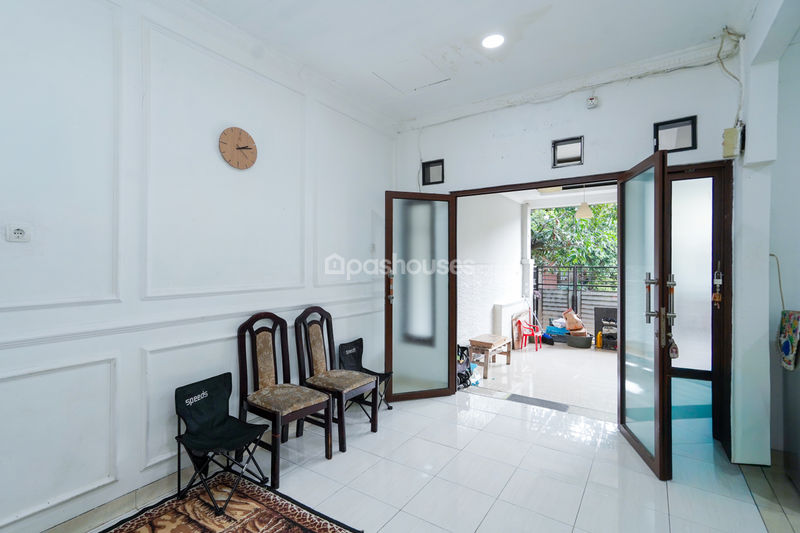 Kemang Swatama Residence Blok H No.24