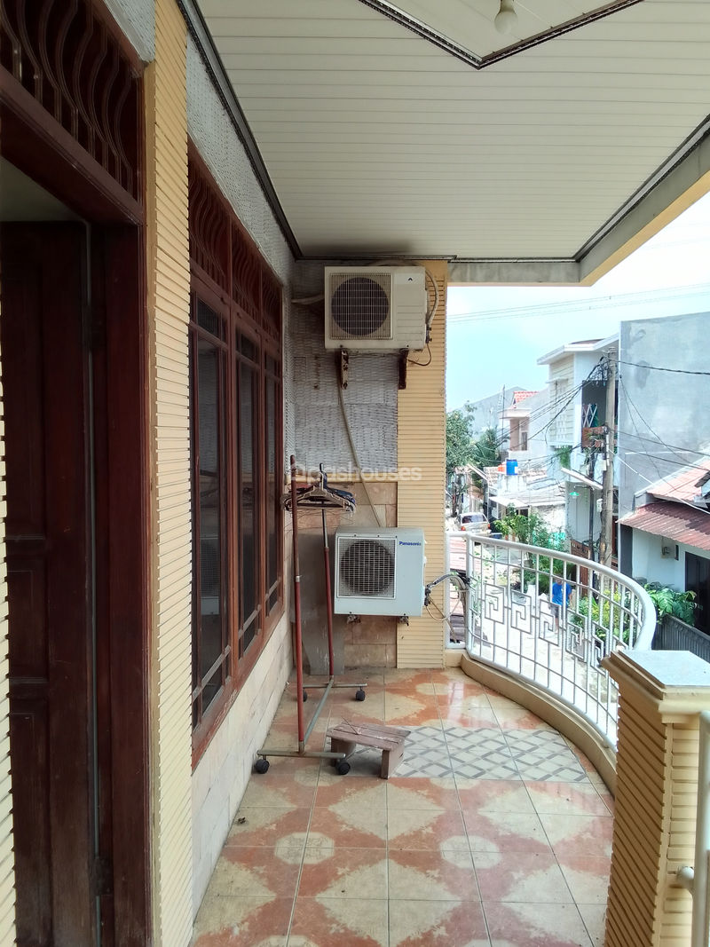 Jalan Cempedak IV Blok C