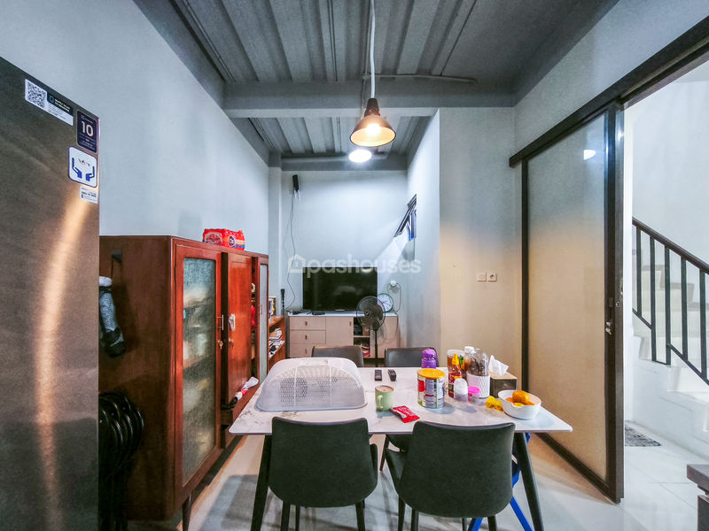 Perumahan Emerald City Cibinong Blok C8/17