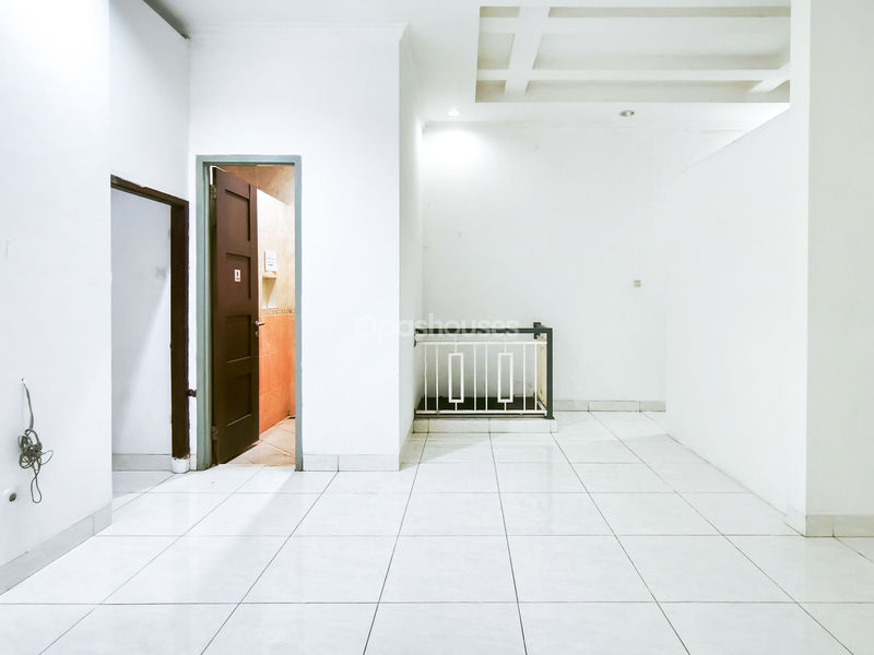 Cibubur Country Cluster Lily Garden No.CLCR-001