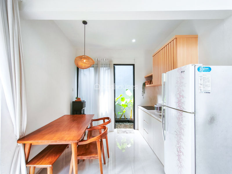 Cluster Golden Cikeas 