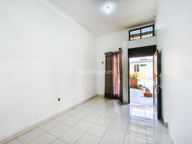 Townhouse Mutiara Pasir Kuda Blok A8