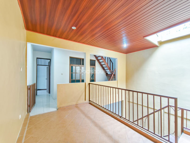 Jalan Sukajaya II No.8