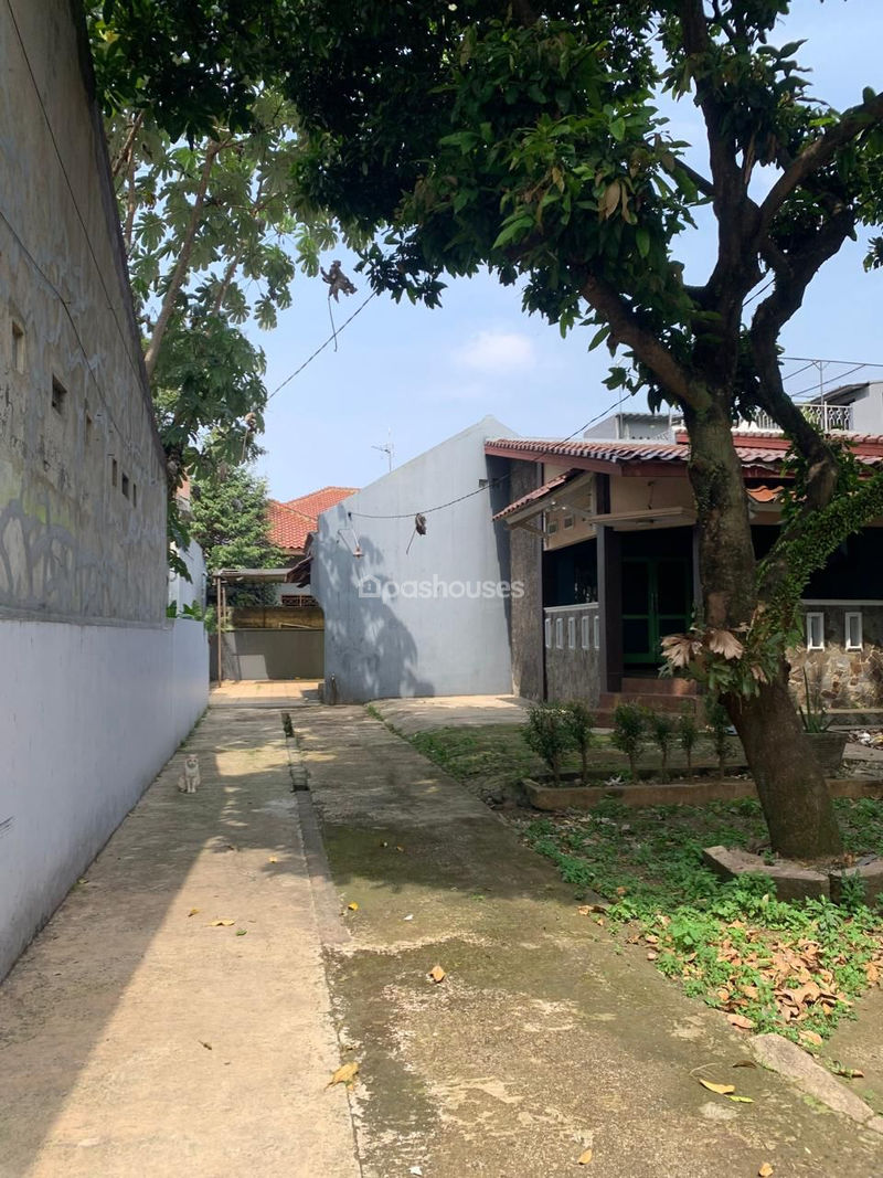 Jalan Kampung Gedong No.48