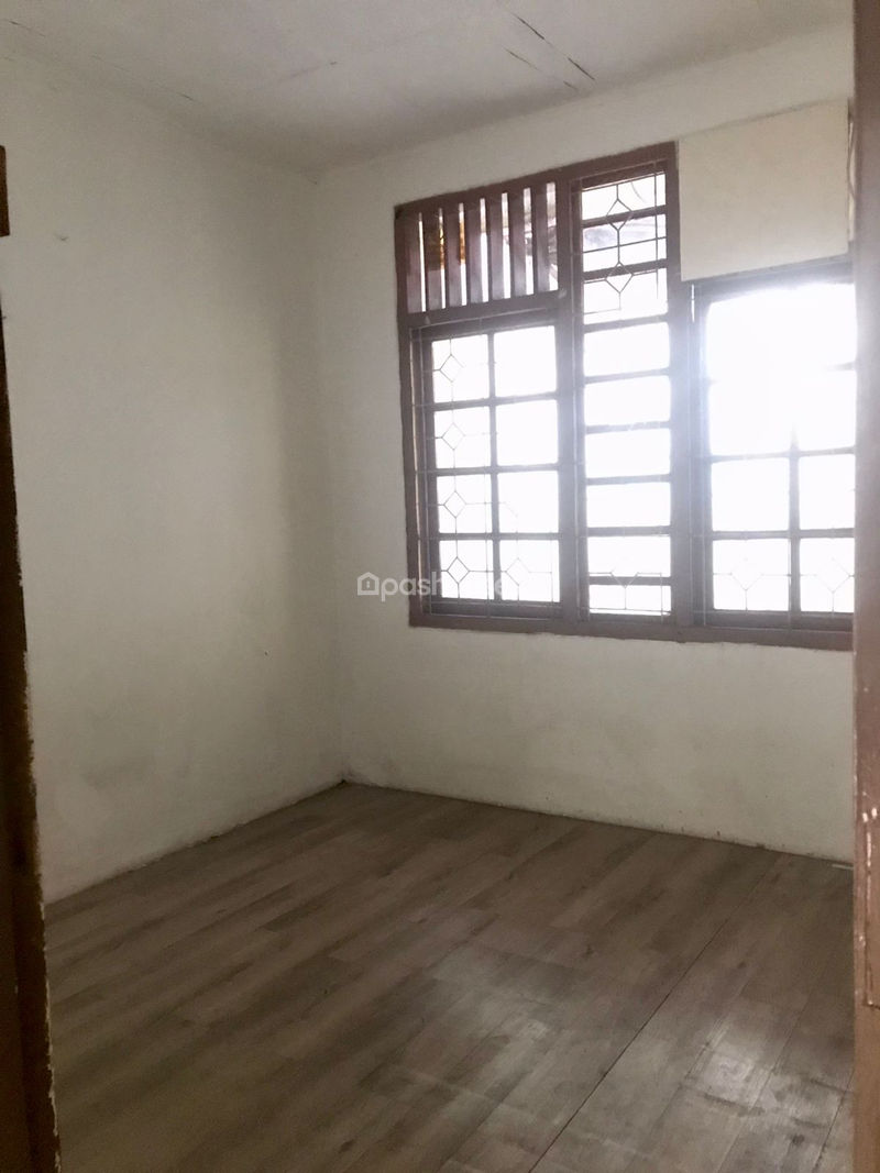 Permata Pamulang Blok E2 No.4