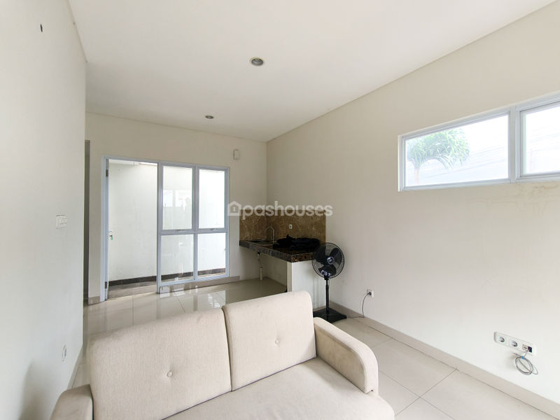 Jalan Palem Puri Blok C No.88