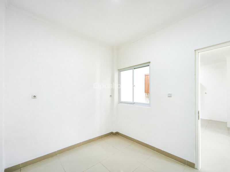 Legenda Wisata Zona Marcopolo Blok A11 No.28