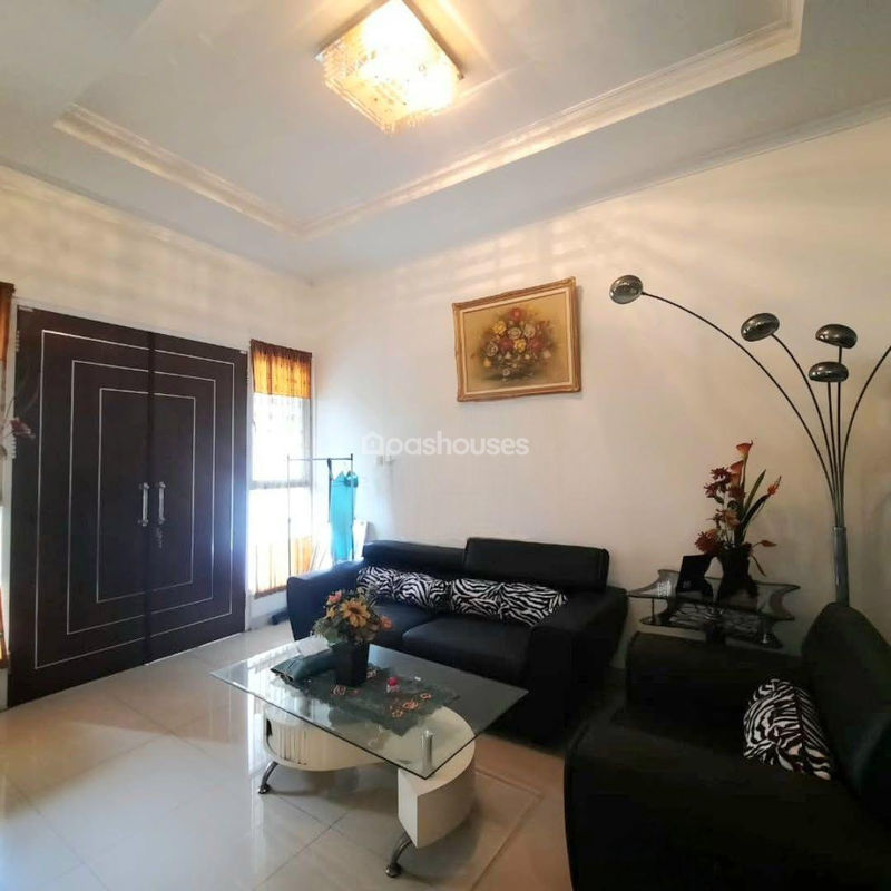 Graha Raya Cluster Valencia