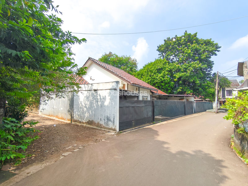 Jalan Rusa IV No.108