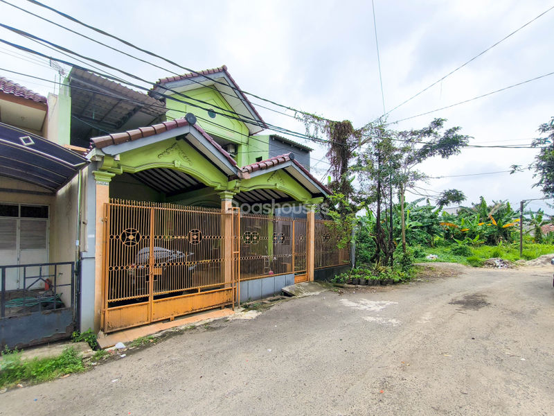 Komplek Taman Pabuaran