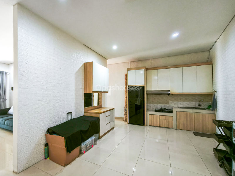 Perumahan Indraprasta Townhouse Blok C No.7