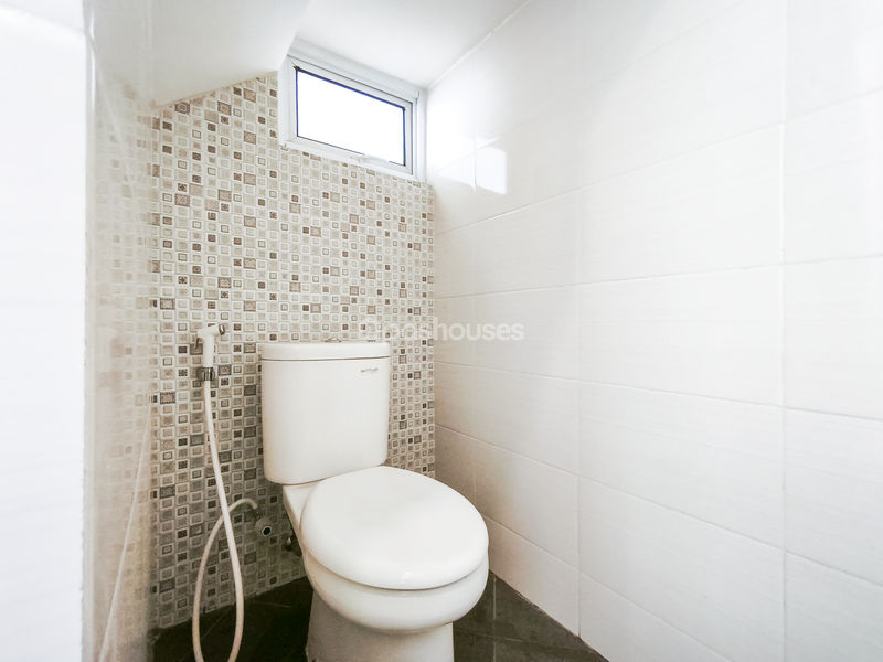 Bukit Golf Riverside Cluster Orchid Blok E17/21B