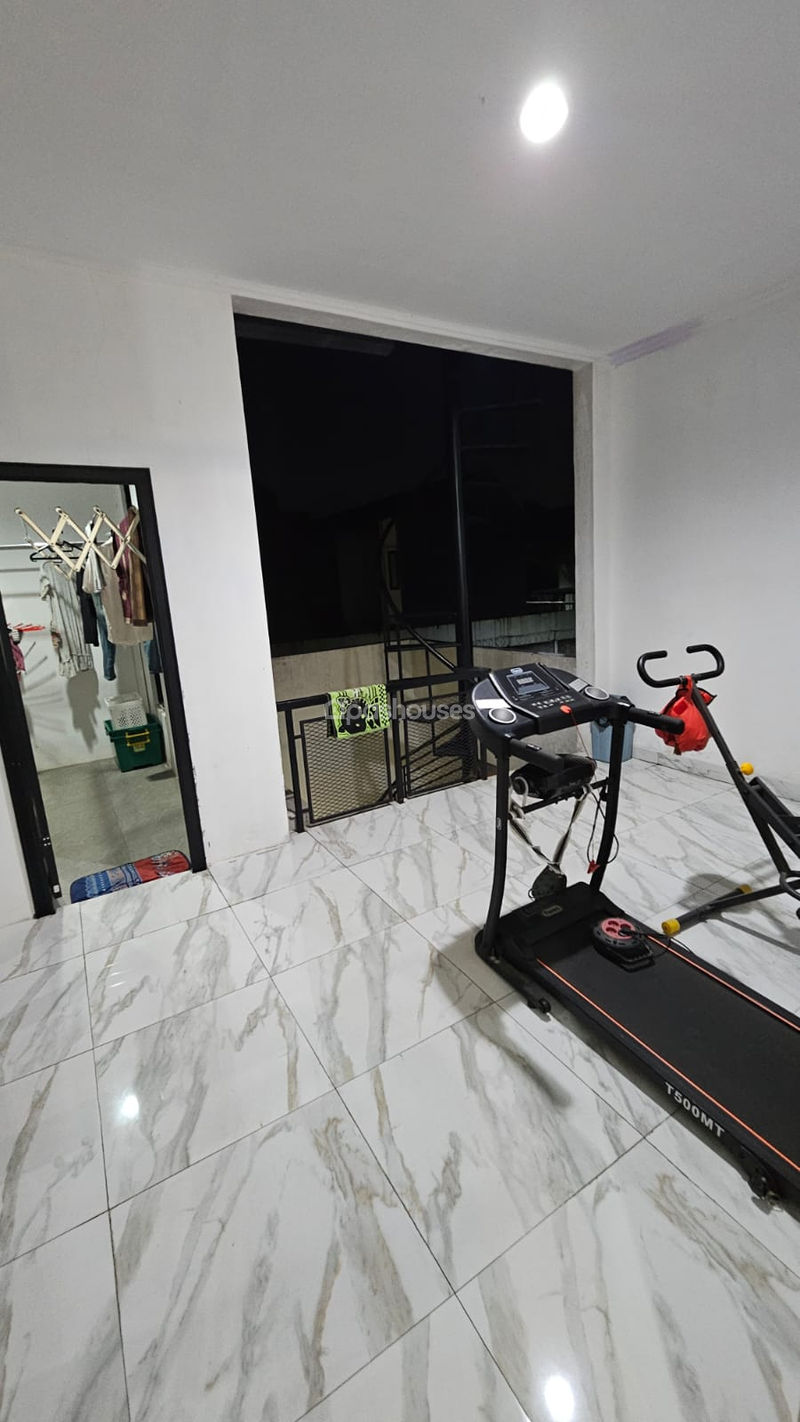 Metland Transyogi Cibubur Cluster Samara Blok TJ No.18