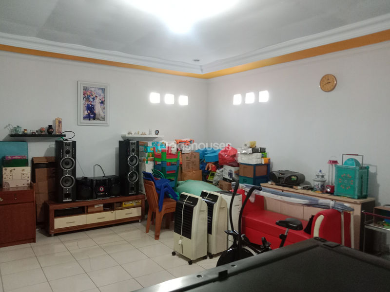 Perumahan Taman Pagelaran Jl Melati Blok E3 No.10