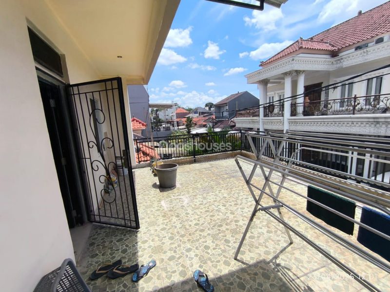 Taman Ubud Blok 8 No.1