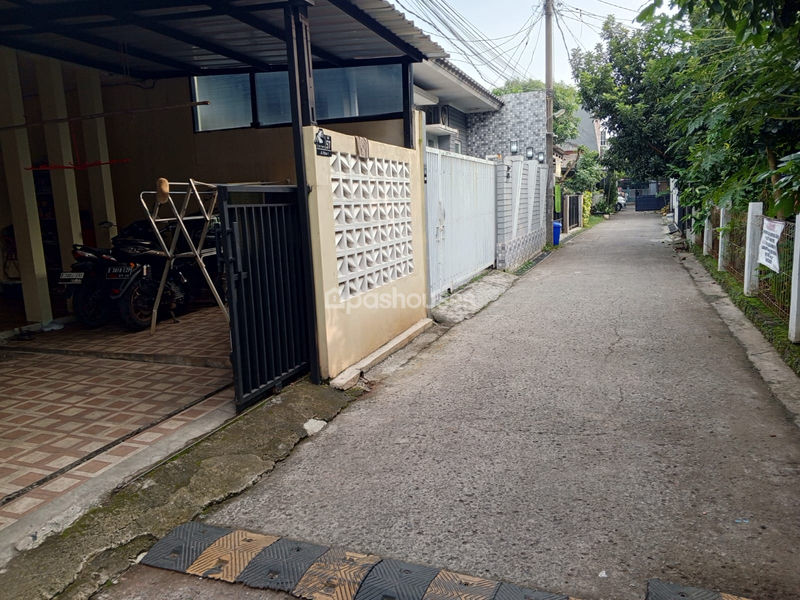 Jalan Balongan Depok
