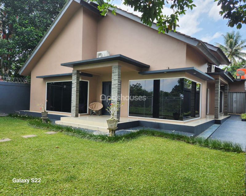 Kampung Nanggela Bogor