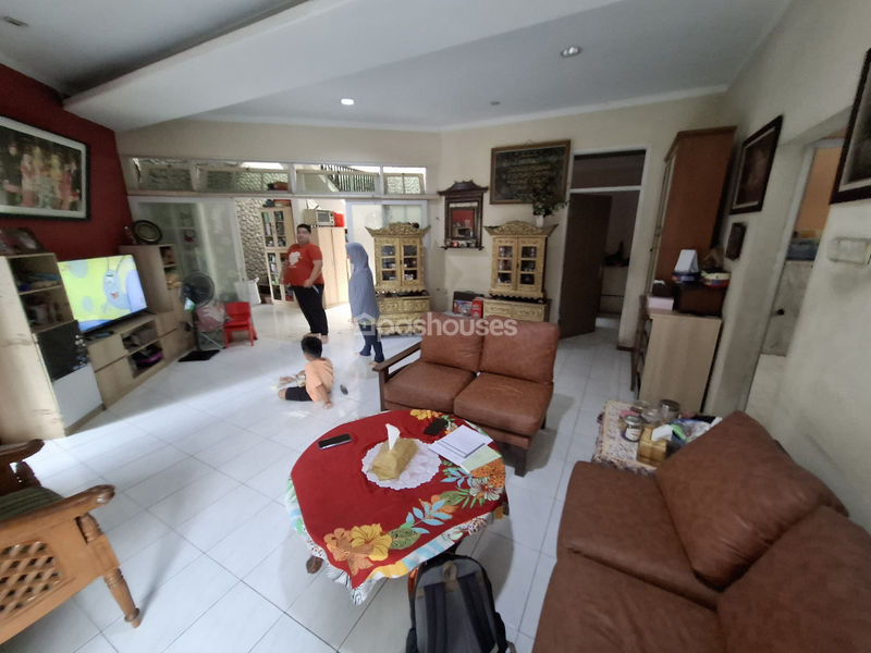 Jalan Magnolia VI Blok G
