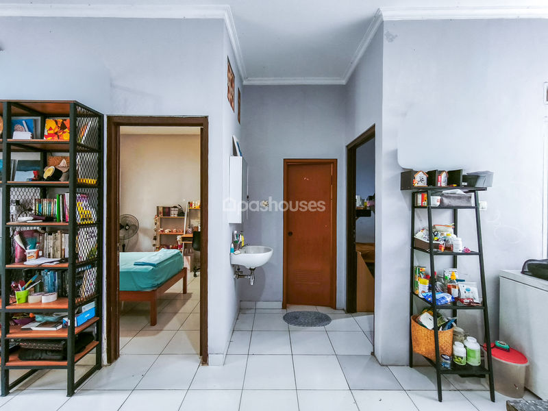 Cilebut Residence 1 Cluster Bougenville Blok I1 No.12