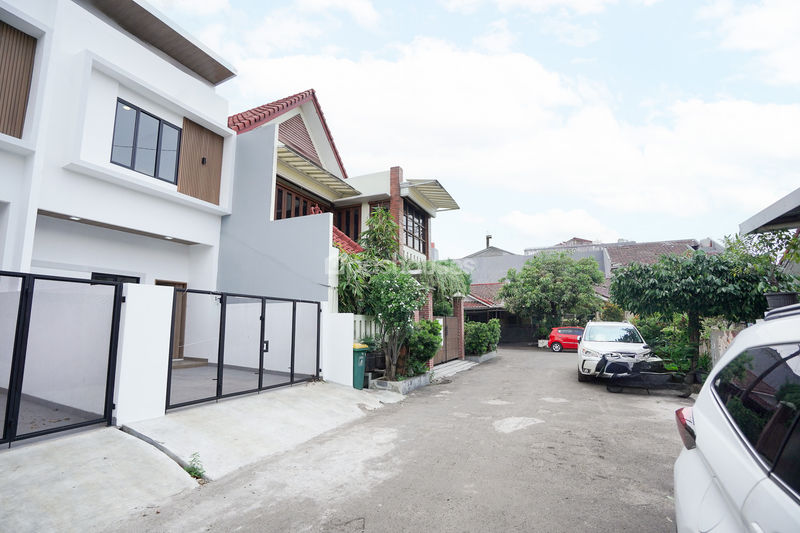 Harapan Indah Bekasi Blok G7 No.18