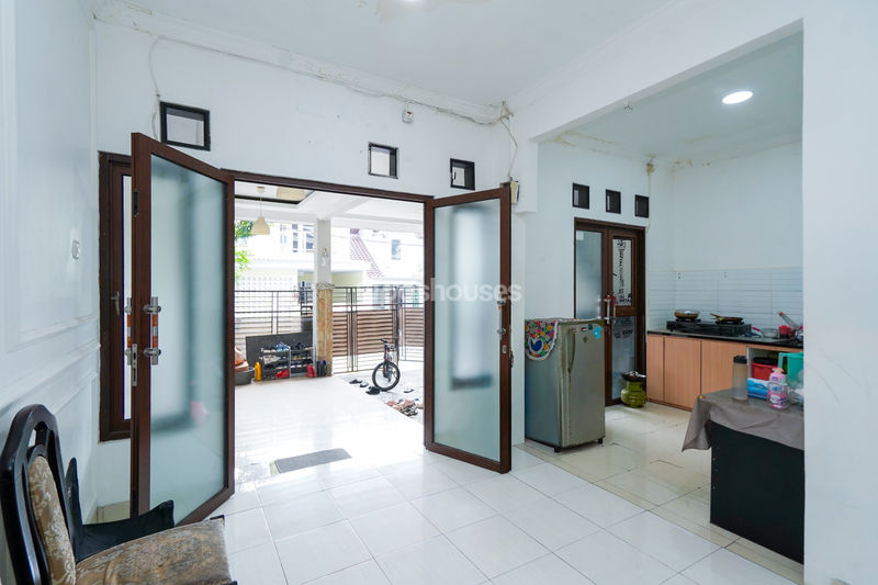 Kemang Swatama Residence Blok H No.24