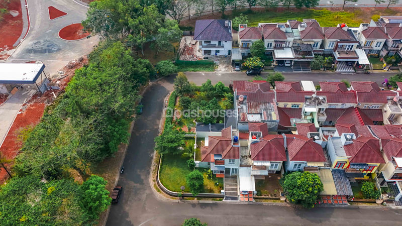 Telaga Golf Sawangan Cluster Espanola