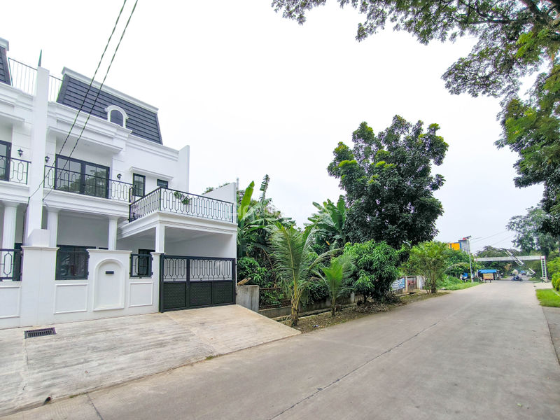Komplek Pajak Jurang Mangu Timur Tangerang Selatan
