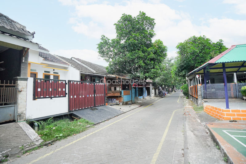 Bekasi Timur Regency Cluster Jade Blok J7 No.41