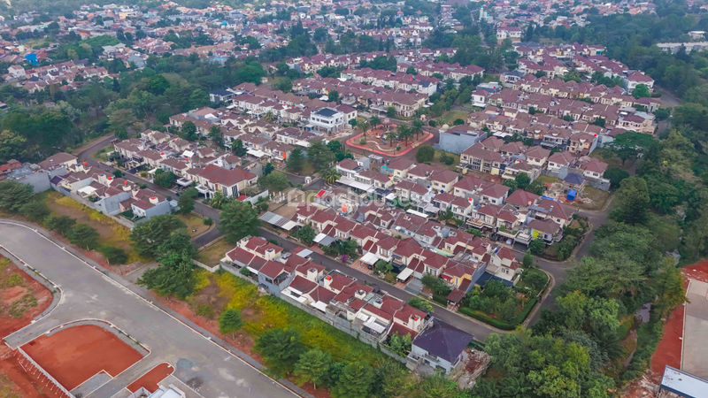 Telaga Golf Sawangan Cluster Espanola